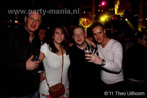 110305_193_ilovelos_paardvantroje_partymania