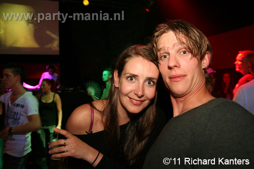 110416_098_beukgevaar_bazart_partymania_denhaag