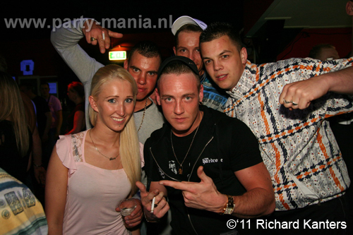 110416_128_beukgevaar_bazart_partymania_denhaag