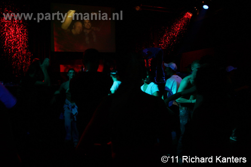 110416_158_beukgevaar_bazart_partymania_denhaag