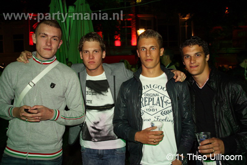 110429_076_life_i_live-partymania_denhaag