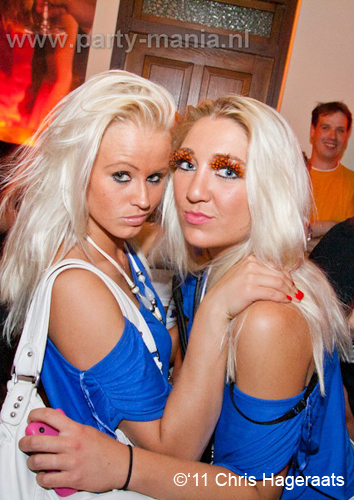 110429_097_luden_partymania_denhaag