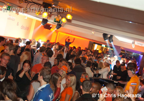 110429_100_luden_partymania_denhaag