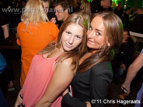 110429_108_luden_partymania_denhaag