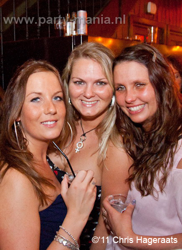 110429_126_luden_partymania_denhaag