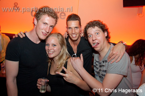 110429_131_luden_partymania_denhaag