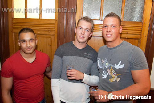 110429_143_luden_partymania_denhaag