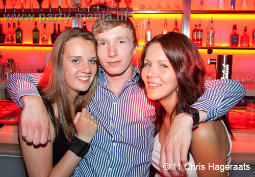 110604_108_womanizer_club_leparis_partymania_denhaag