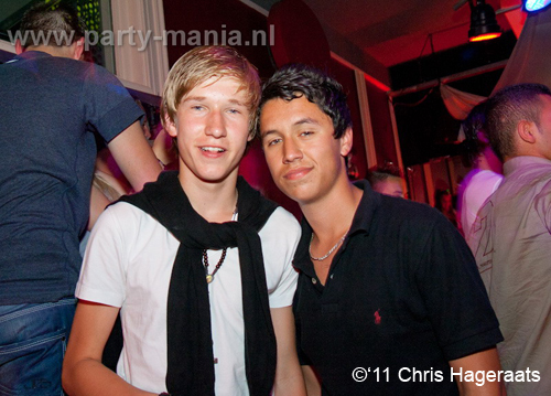 110604_114_womanizer_club_leparis_partymania_denhaag