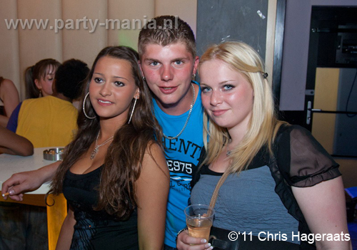 110604_120_womanizer_club_leparis_partymania_denhaag