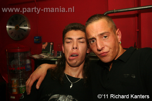 110618_145_beukgevaar_bazart_partymania_denhaag