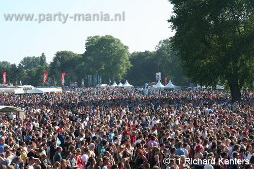 110626_153_parkpop_zuiderpark_partymania_denhaag