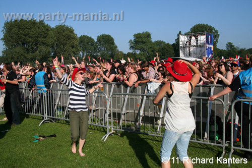 110626_180_parkpop_zuiderpark_partymania_denhaag