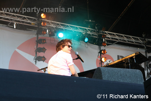 110626_198_parkpop_zuiderpark_partymania_denhaag