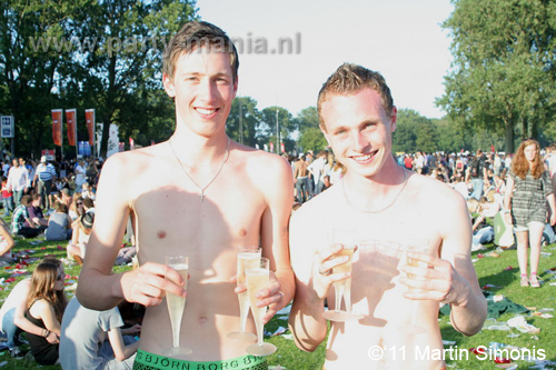 110626_066_parkpop_zuiderpark_partymania_denhaag