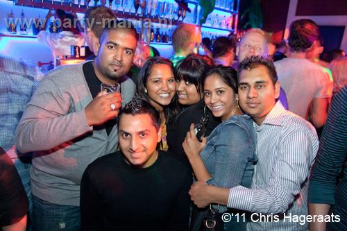 110730_068_manjefiek_club_leparis_partymania_denhaag