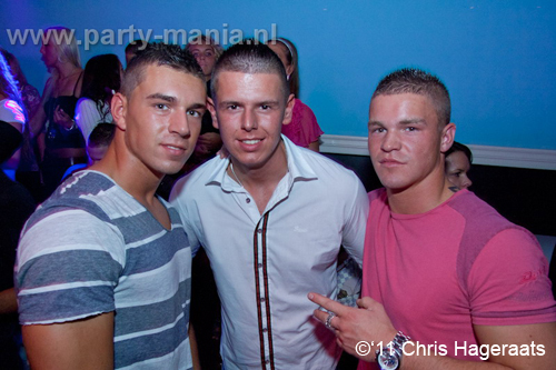 110820_100_dopenez_club_leparis_partymania_denhaag