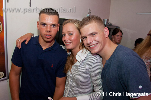 110820_141_dopenez_club_leparis_partymania_denhaag