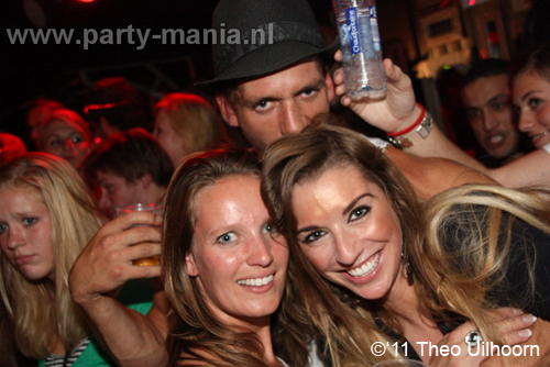 110821_105_whoosah_resident_nigh_partymania_denhaag