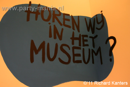 110903_065_museumnacht_partymania_denhaag