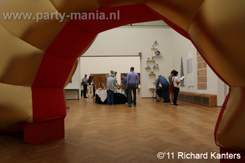 110903_134_museumnacht_partymania_denhaag