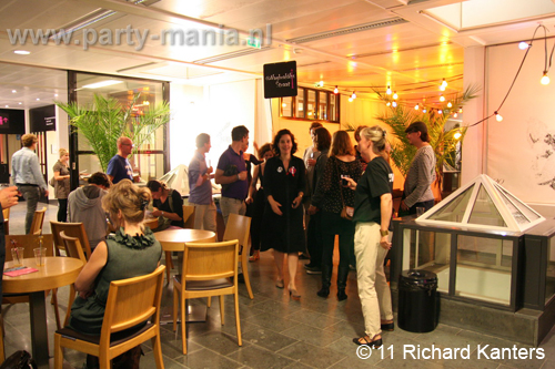 110903_163_museumnacht_partymania_denhaag