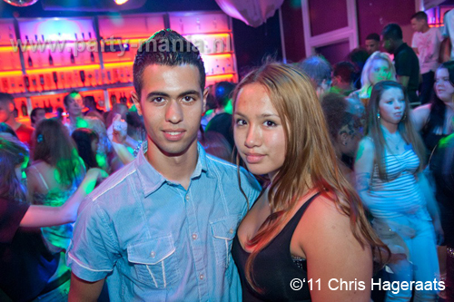 110917_089_keizer_club_leparis_partymania_denhaag