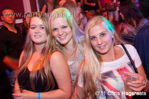 110917_098_keizer_club_leparis_partymania_denhaag