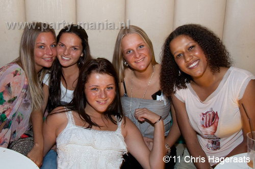 110917_104_keizer_club_leparis_partymania_denhaag