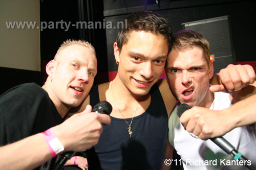 111008_141_beukgevaar_bazart_partymania_denhaag