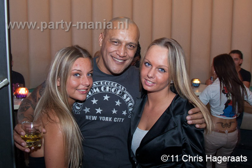 111022_129_paris_and_friends_partymania_denhaag