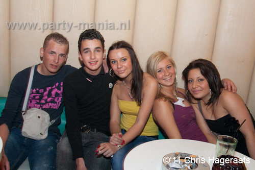 111022_133_paris_and_friends_partymania_denhaag