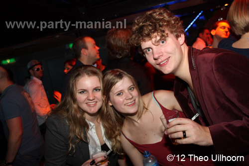 111231_142_look_at_yourself_partymania_denhaag