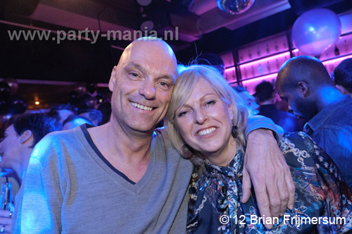 120210_076_club_manjefiek_partymania_denhaag