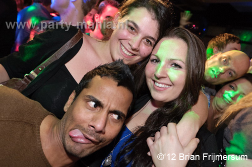 120210_138_club_manjefiek_partymania_denhaag