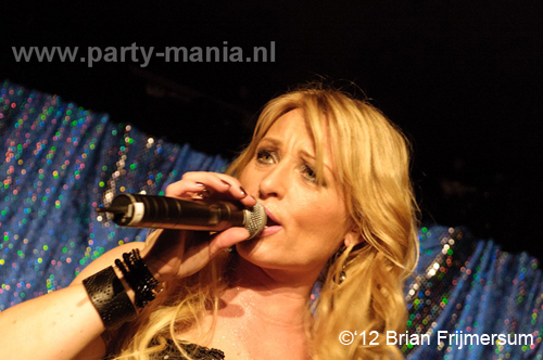 120210_142_club_manjefiek_partymania_denhaag