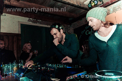 120302_101_rootz_denhaag_partymania