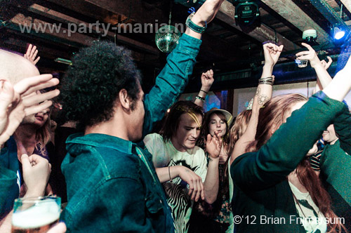 120302_102_rootz_denhaag_partymania