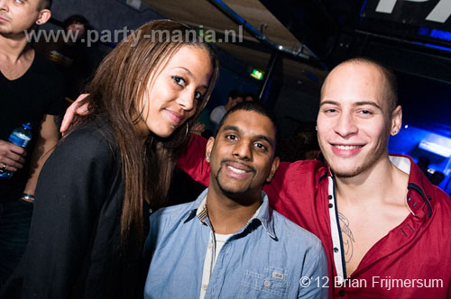 120303_139_bigroomlovers_paard_partymania