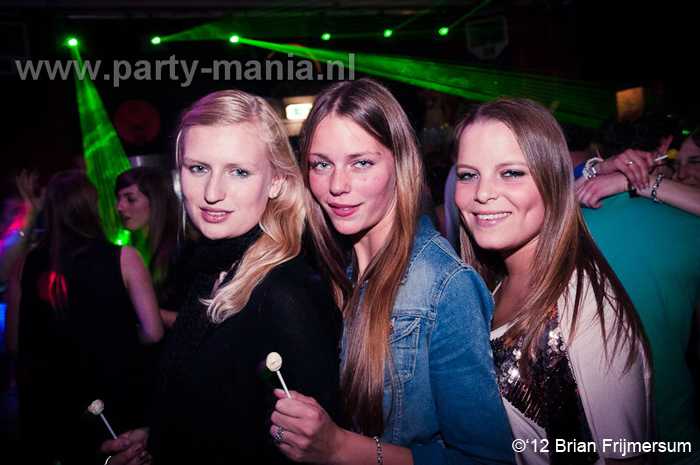 120420_076_happinezz_club_seven_partymania_denhaag