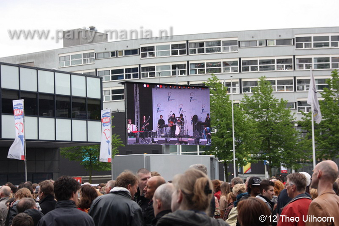 120505_101_bevrijdingsfestival_spuiplein_partymania_denhaag