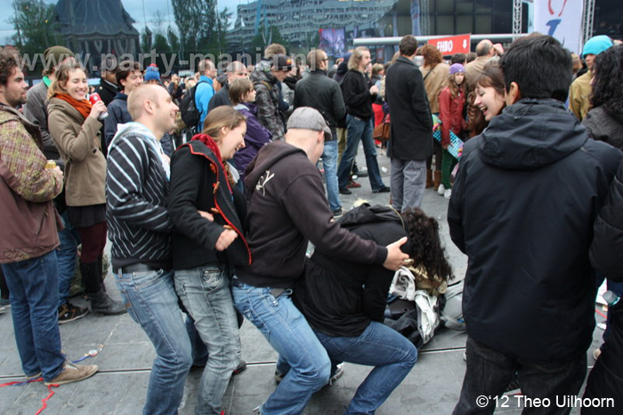 120505_111_bevrijdingsfestival_spuiplein_partymania_denhaag