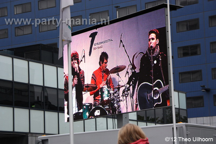 120505_118_bevrijdingsfestival_spuiplein_partymania_denhaag