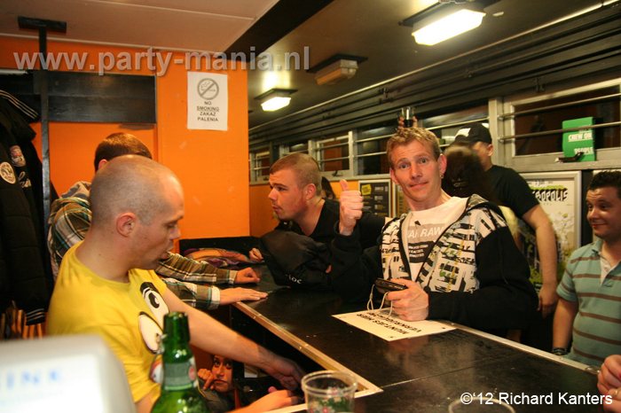 120616_069_beukgevaar_bazart_denhaag_partymania