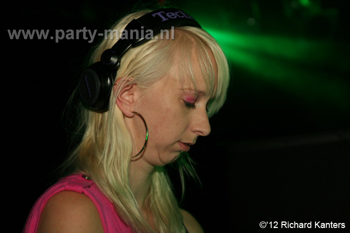 120616_079_beukgevaar_bazart_denhaag_partymania