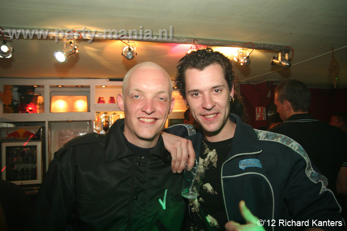 120616_104_beukgevaar_bazart_denhaag_partymania