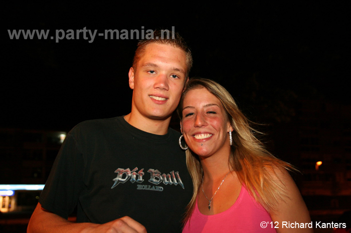 120616_149_beukgevaar_bazart_denhaag_partymania