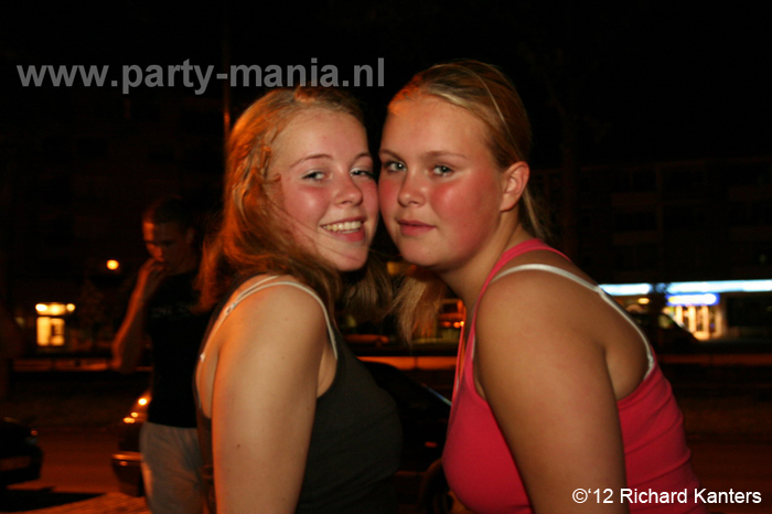 120616_150_beukgevaar_bazart_denhaag_partymania