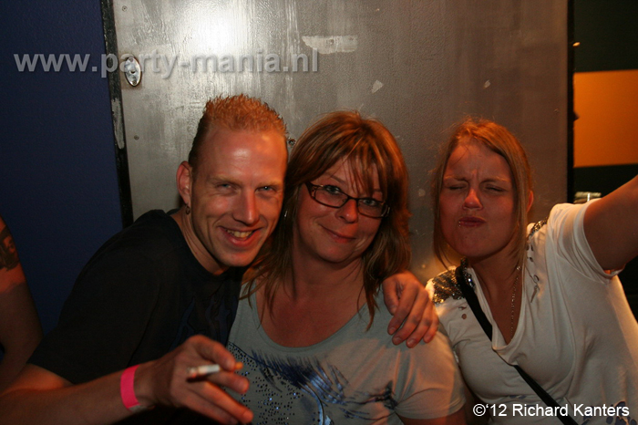 120616_151_beukgevaar_bazart_denhaag_partymania