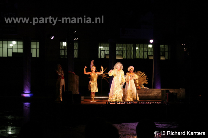 120901_142_museumnacht_denhaag_partymania